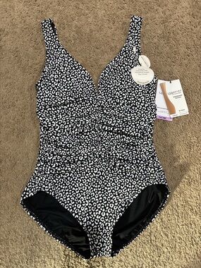 COCO REEF Contours Black Villa Cheetah Solitaire V-Neck Shapewear Swim Sz 14/38C